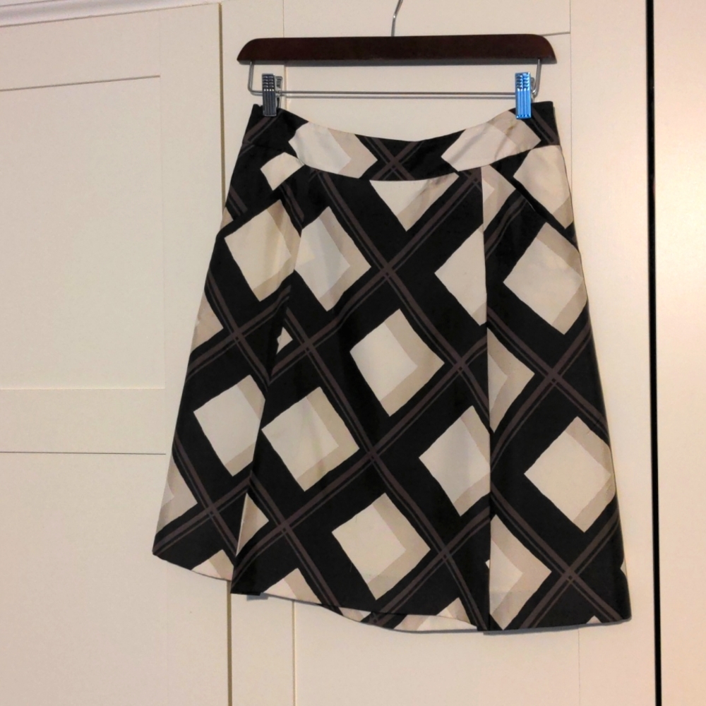 Banana Republic silk skirt size 6